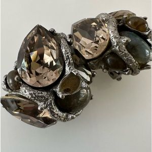 Alexas Bittar! Fab pair of clip on earrings!